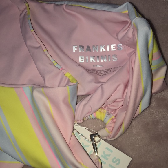 BRAND NEW Frankies Bikinis Seraphina Summer Stripe One Piece - Picture 4 of 6